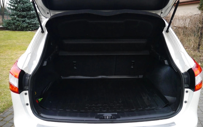 Nissan Qashqai cena 56900 przebieg: 101000, rok produkcji 2016 z Siedliszcze małe 781